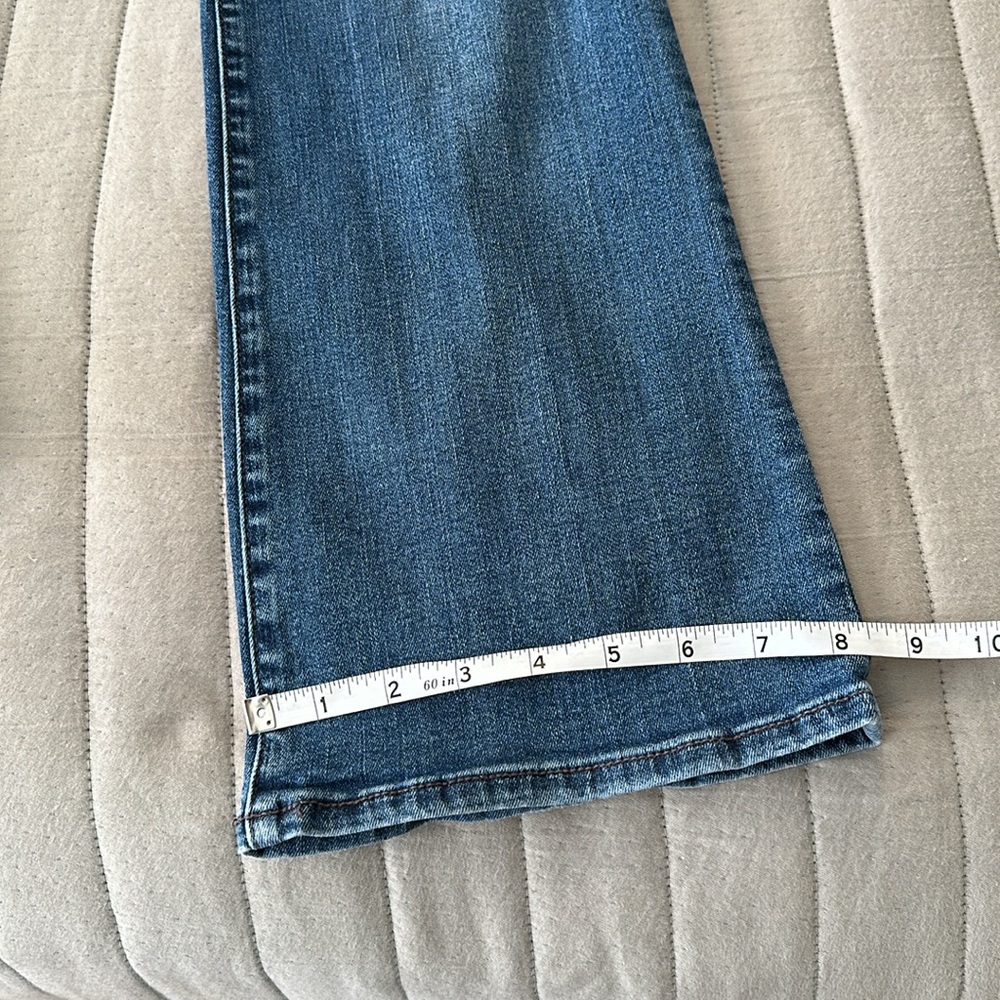 Kut from the Kloth Women's High Rise Flared Jeans - Blue Denim - Picture 9 of 13